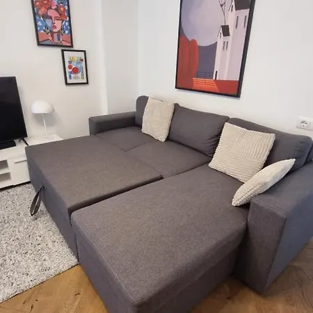 Ante Apartamento